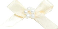 7mm Bow With 5 Pearls. Qty 100. Cream.