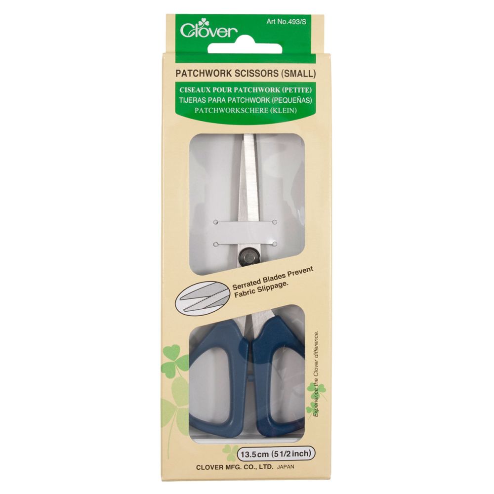 Clover Patchwork Scissors. Small Sew Essential